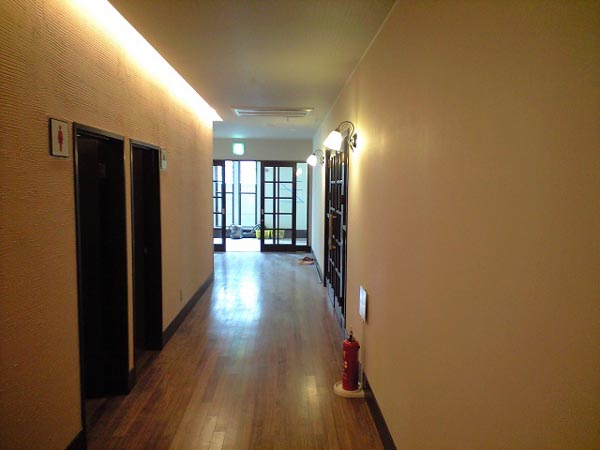 Click to magnify/shrink